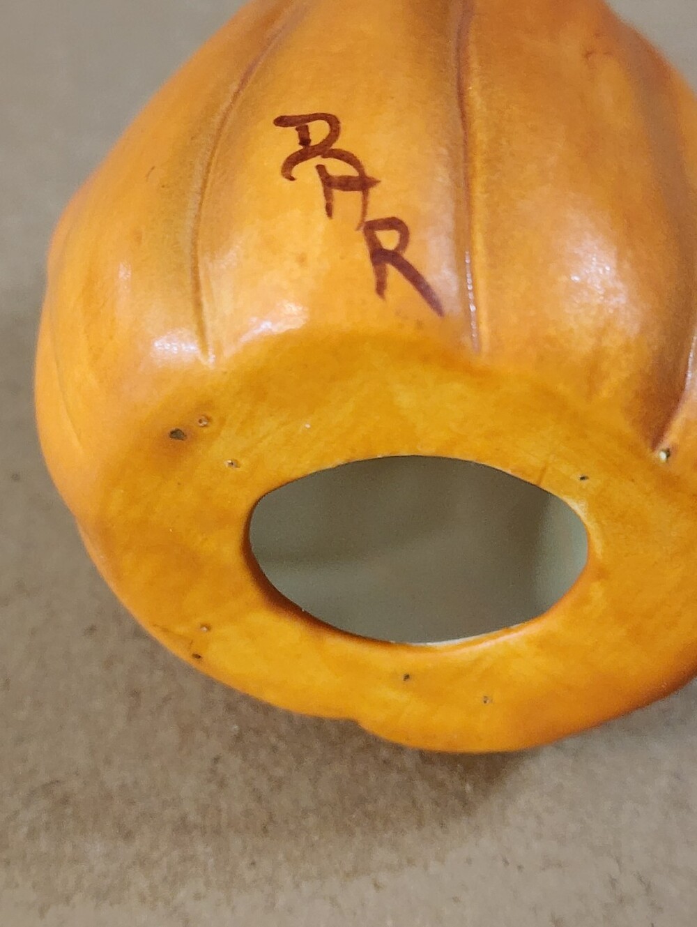 Halloween Ceramic Anthropomorphic Pumpkin Silly Face Handpainted 3.75" Decorativ - Picture 4 of 10